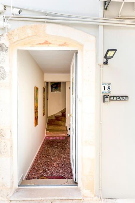 Arcade Central Retro Apartment Ретимно Экстерьер фото